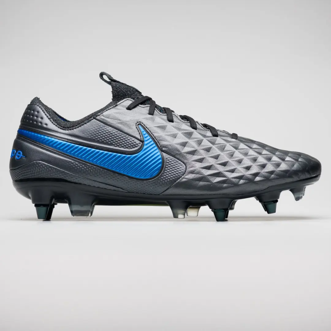 Nike Legend 8 Elite SG-Pro AC maat 40