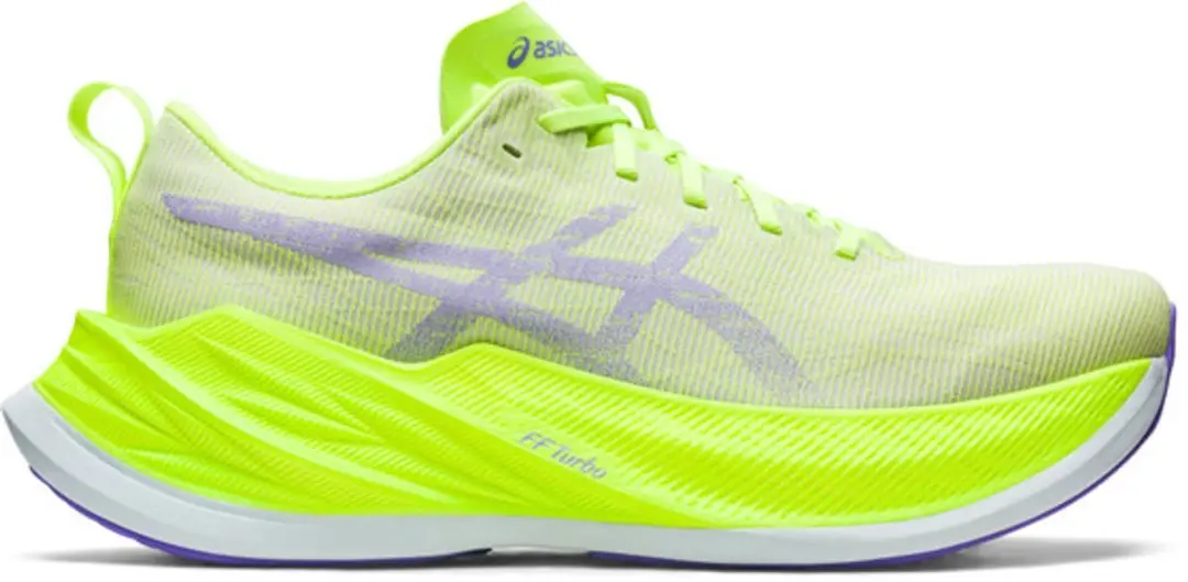 Asics Superblast. Hardloopschoenen