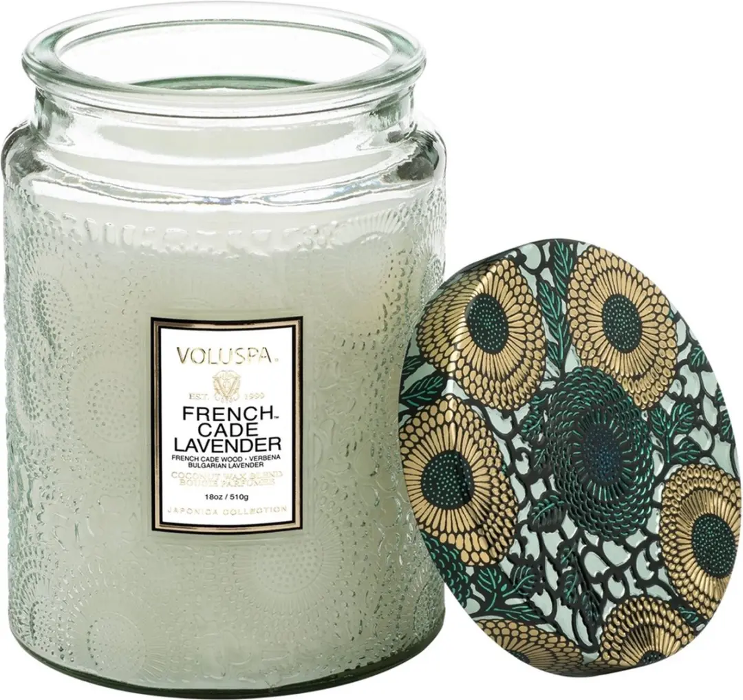 Voluspa Geurkaars French Cade Lavender 450gr - afbeelding 3 van 4