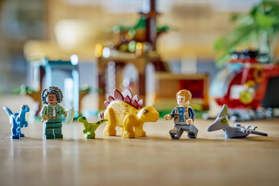 LEGO Jurassic World Velociraptor, Stegosaurus en Pteranodon redding - 171 onderdelen - afbeelding 3 van 6