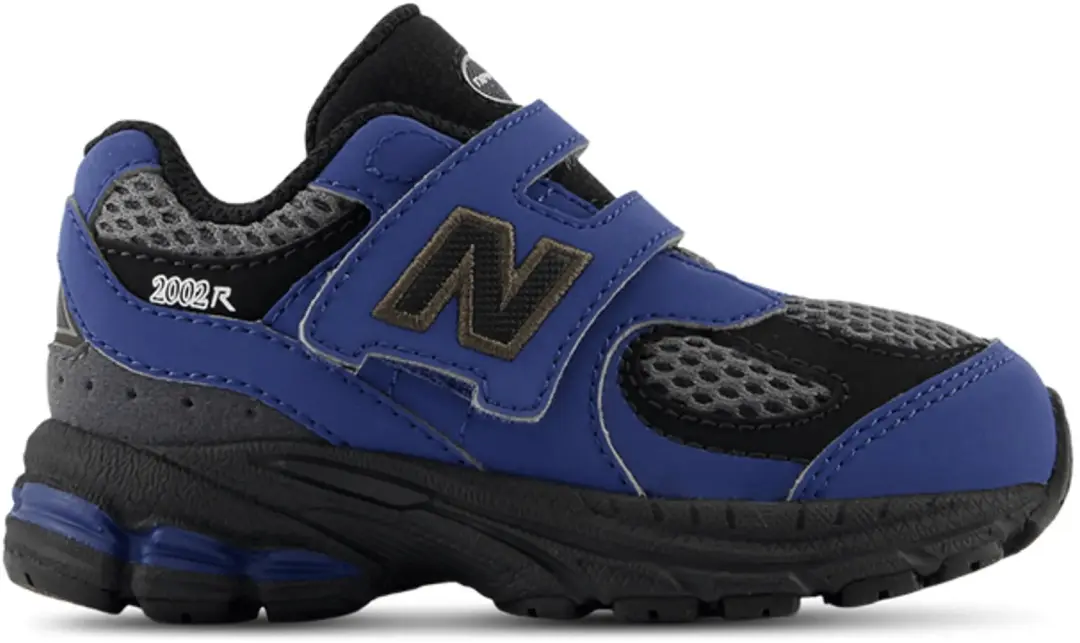 New Balance 2002R Sneakers