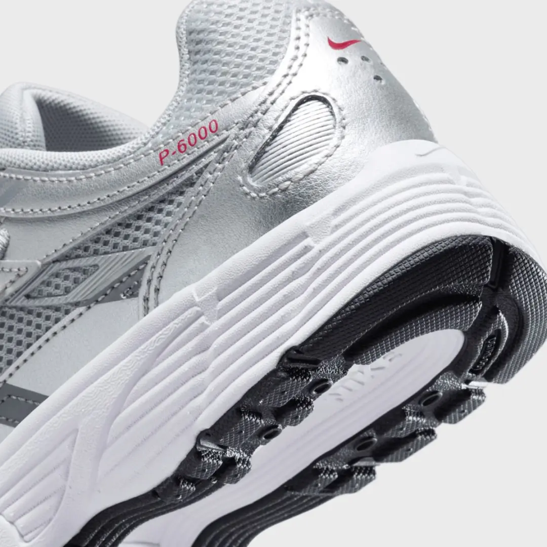Nike P-6000 Sneakers - Zilver/Rood - 39 - afbeelding 6 van 6