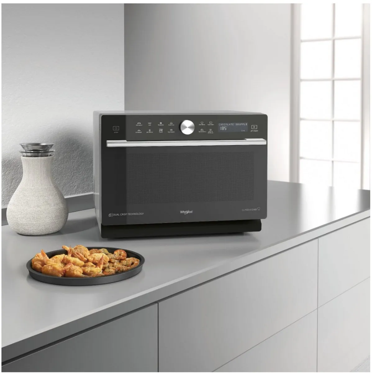 Whirlpool Supreme Chef MWSC 9133 SB Combimagnetron 33L 1000W - Zwart