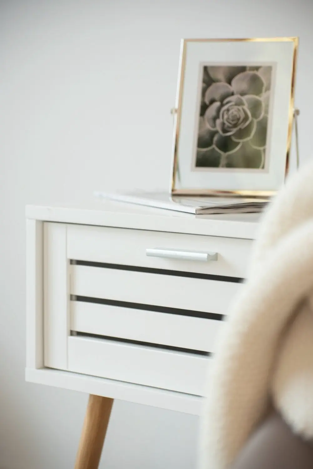 Wenko Finja Bijzettafel met lade - Bamboe - 45x38x50cm - afbeelding 4 van 6