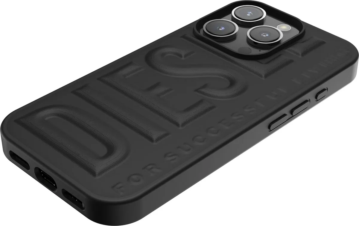 Diesel 3D Telefoonhoesje iPhone 16 Pro – Zwart – 3D Logo – Valbescherming tot 2 Meter – Draadloos Opladen – Shockproof – Backcover – Origineel Diesel Accessoire met Diesel logo