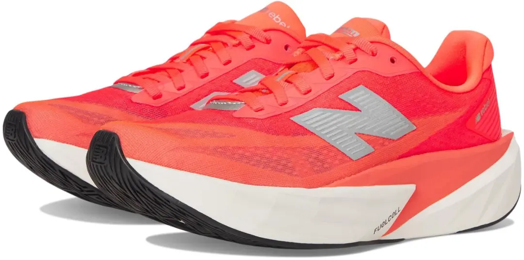 New Balance FuelCell Rebel v5 Hardloopschoenen