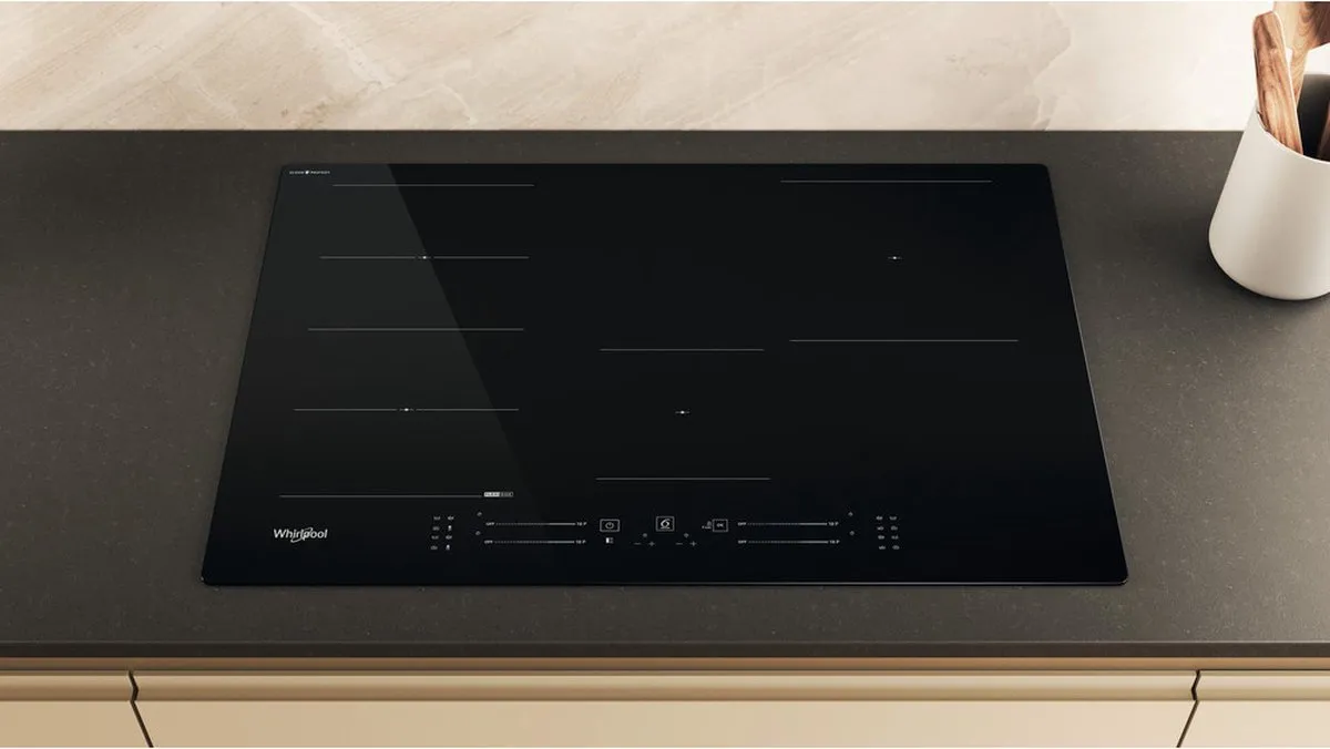 Whirlpool WF S1577 CPNE Inductiekookplaat 77cm - 4 Zones - Zwart