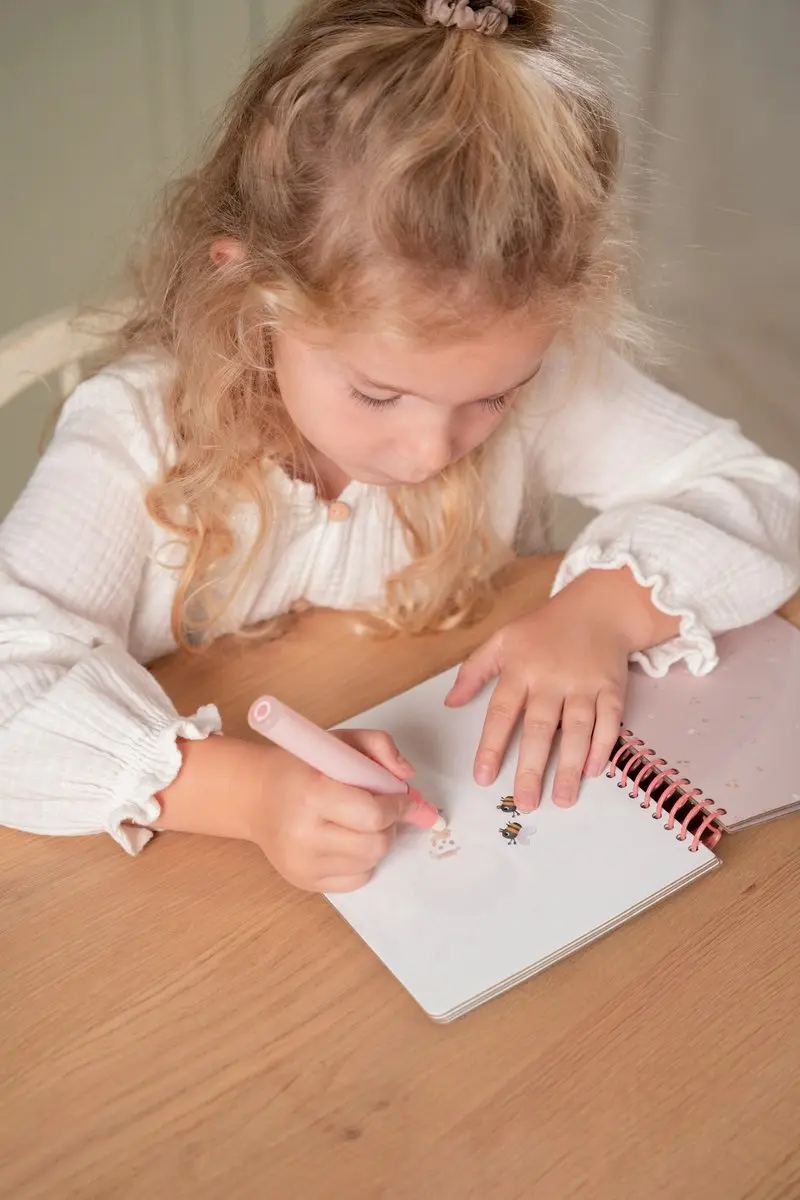 Little Dutch Waterkleurboek Rosa & Friends - afbeelding 5 van 6