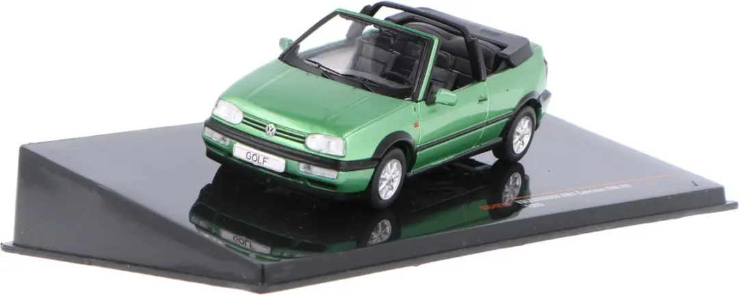 Volkswagen Golf III Cabriolet Ixo 1:43 1995 CLC427N