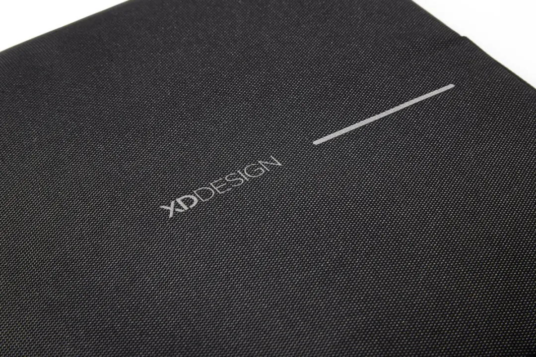 XD Design P706.201 Laptoptas 14 inch - Zwart - afbeelding 2 van 6