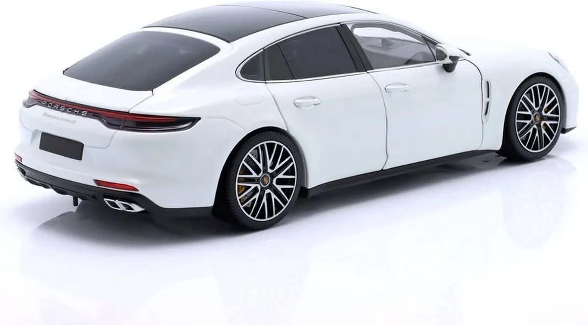 Porsche Panamera Turbo S 1:18 Minichamps - Wit