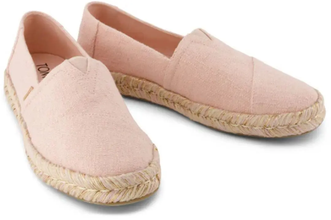 Toms