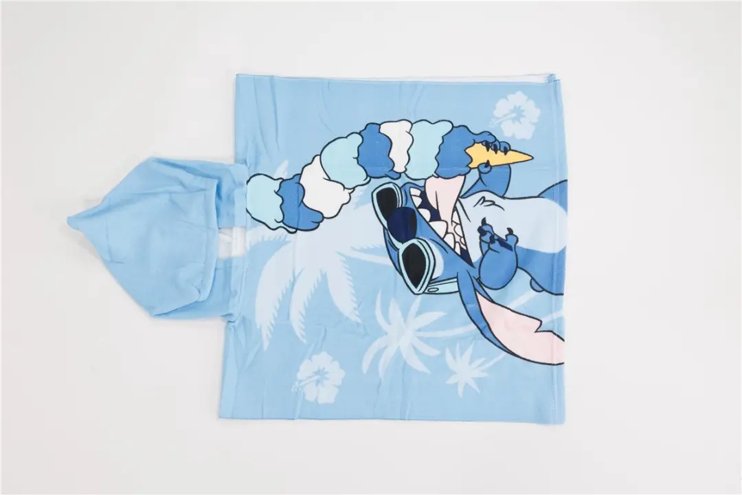 Lilo & Stitch Stitch Poncho - 55x110cm - Blauw/Wit - afbeelding 3 van 6