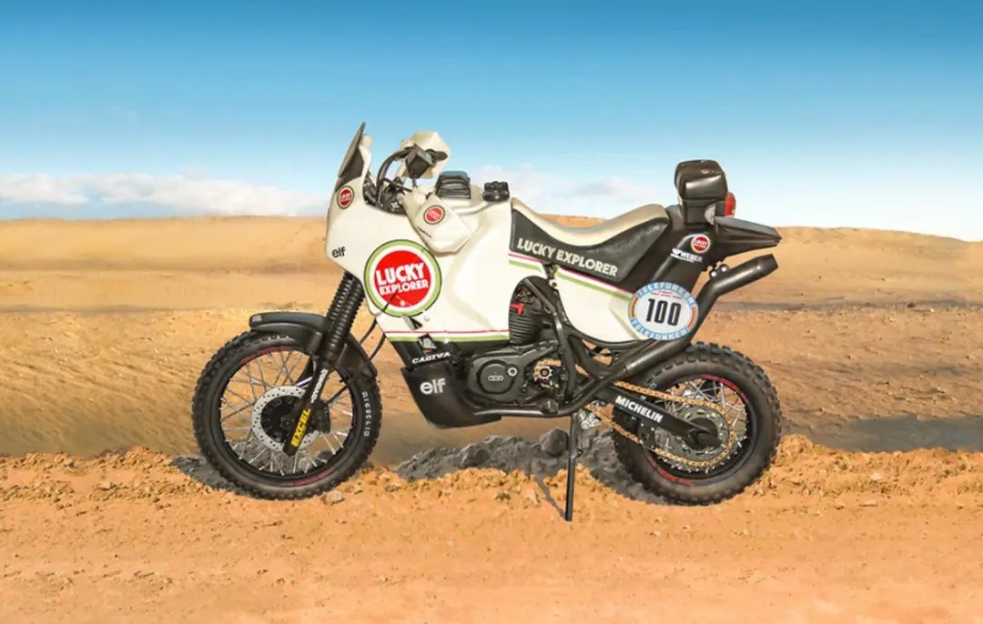Italeri 4643 Cagiva Elefant 850 Paris-Dakar 1987 motorfiets 1:9 bouwpakket - afbeelding 4 van 6