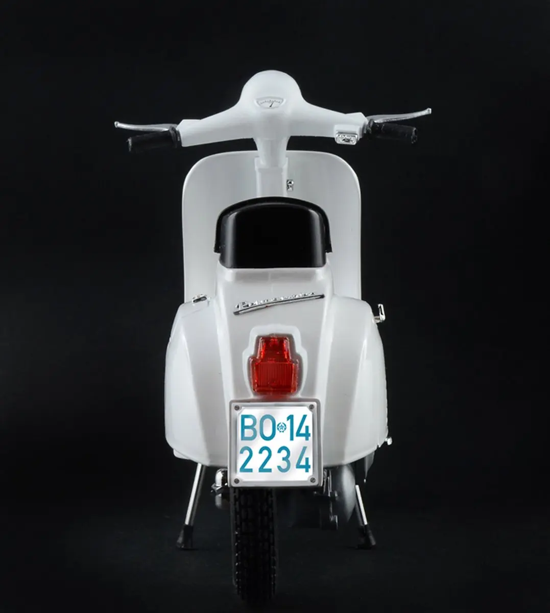 Italeri 4633 Vespa 125 Primavera 1:9 - afbeelding 3 van 6