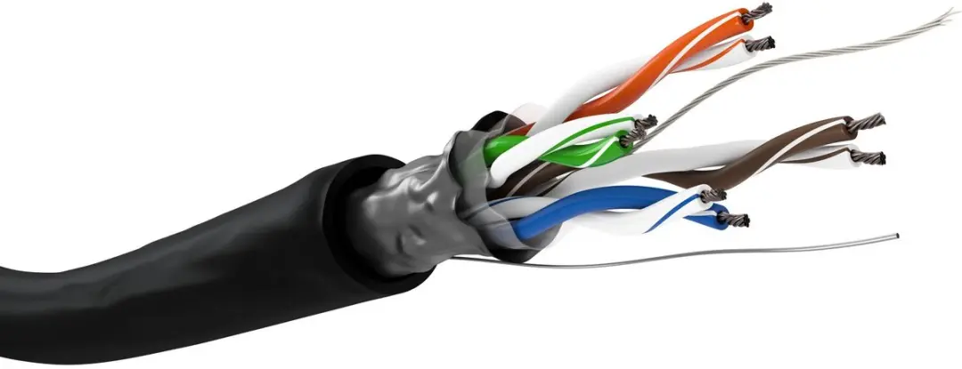 CAT5e FTP 100 meter buitenkabel op rol soepel zwart CCA