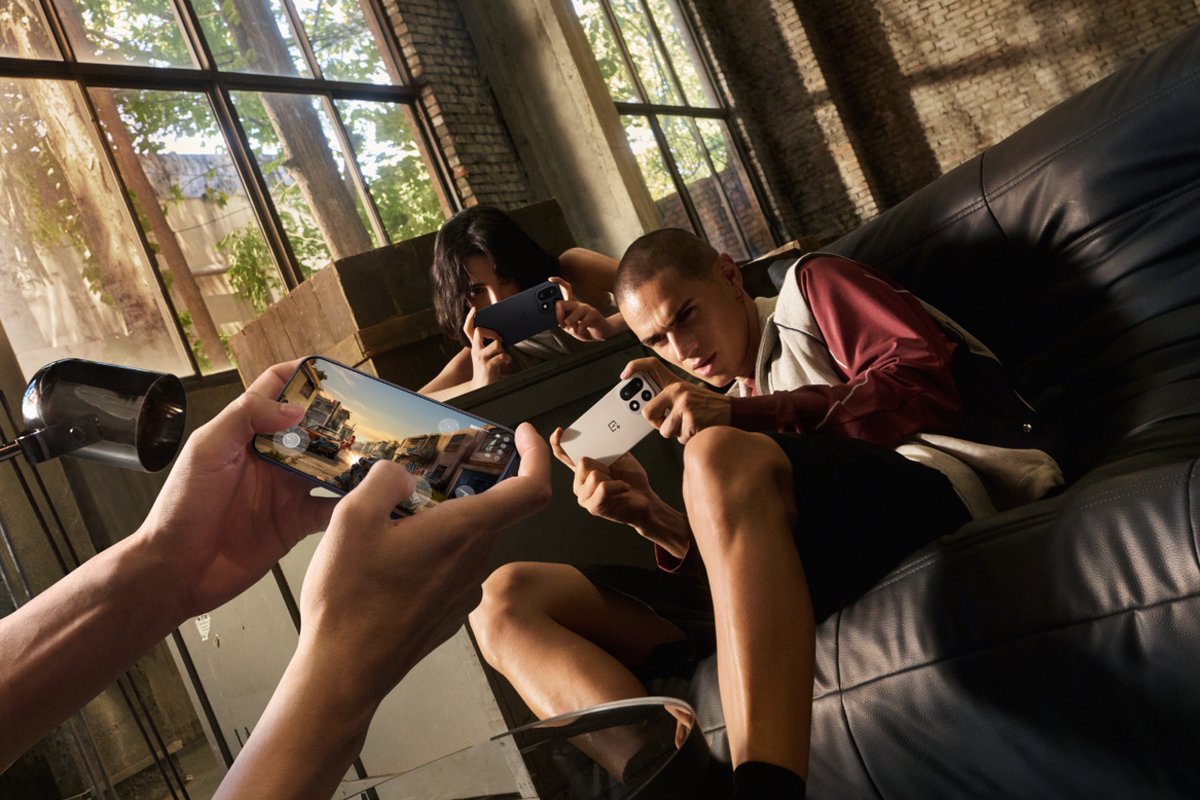 OnePlus 15 - 16GB/512GB - Sand Storm