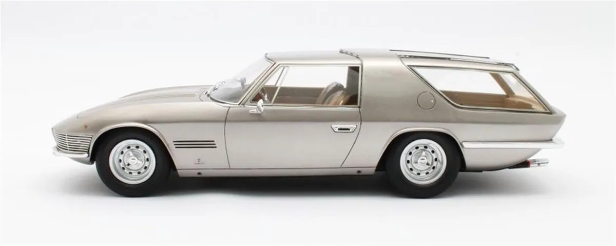 Ferrari 330 GT Shooting Brake Vignale 1968 Schaalmodel
