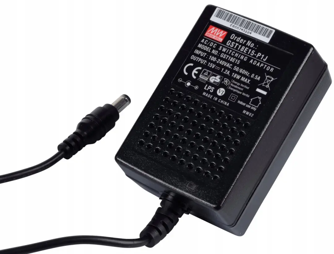 Mean Well GST18E15-P1J Stekkernetvoeding 15V 18W