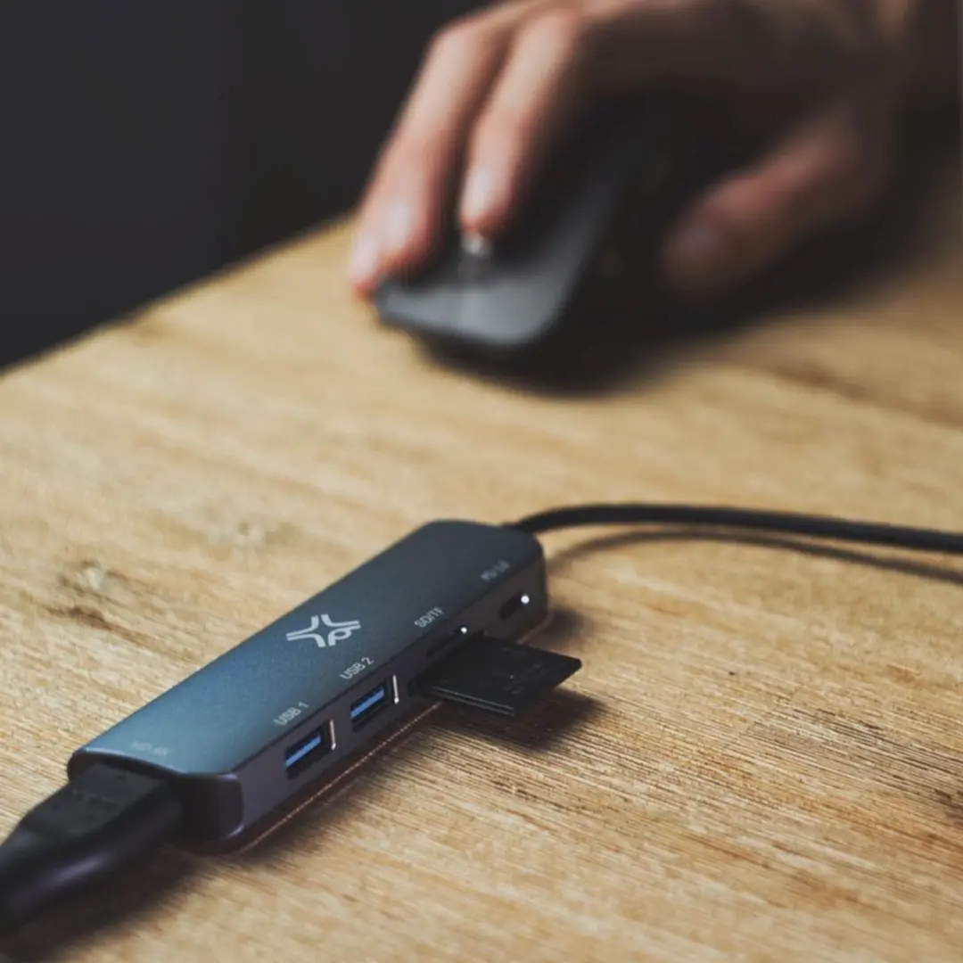 XtremeMac XWH-HUB6-13 USB-C Hub - 6 Ports - Grijs - afbeelding 3 van 6
