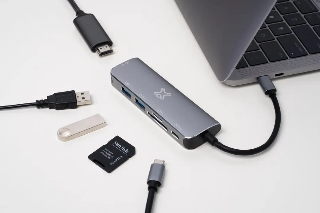 XtremeMac XWH-HUB6-13 USB-C Hub - 6 Ports - Grijs - afbeelding 5 van 6