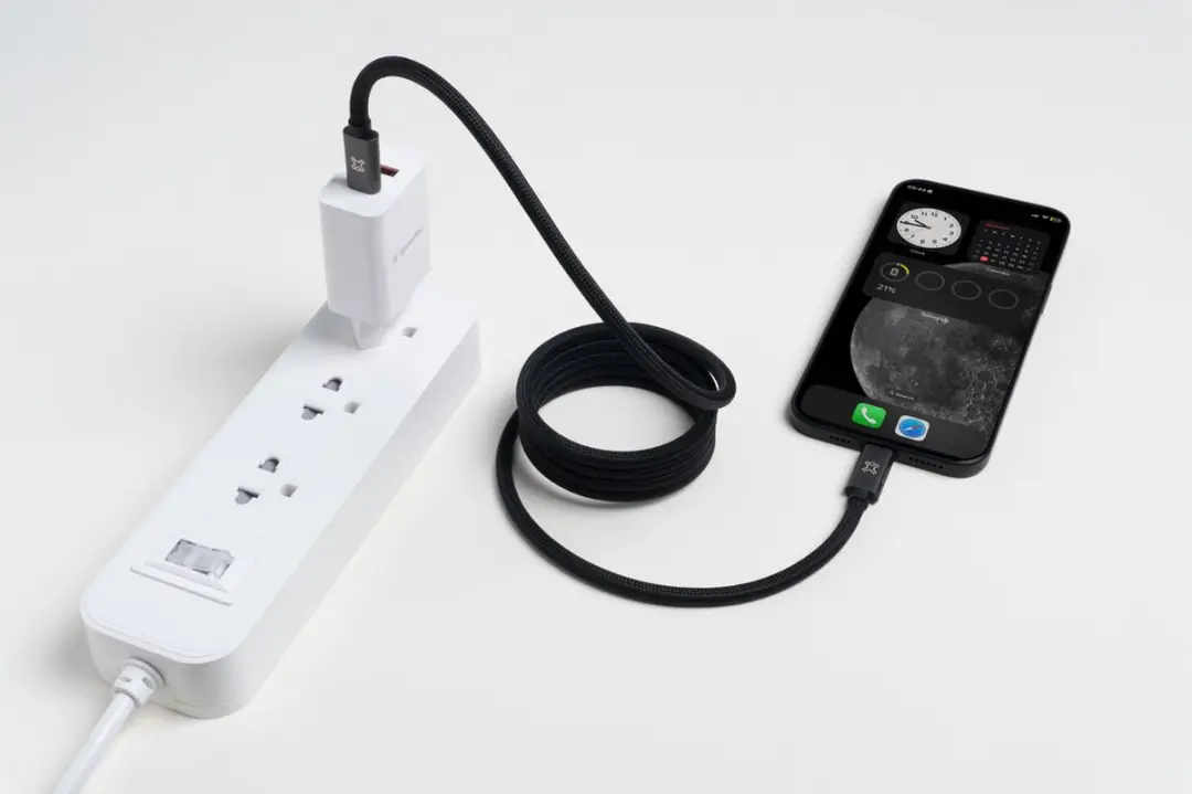 Xtrememac X-Magnet Plus XWH-XMG2-13 USB-C Kabel - Zwart - afbeelding 4 van 6