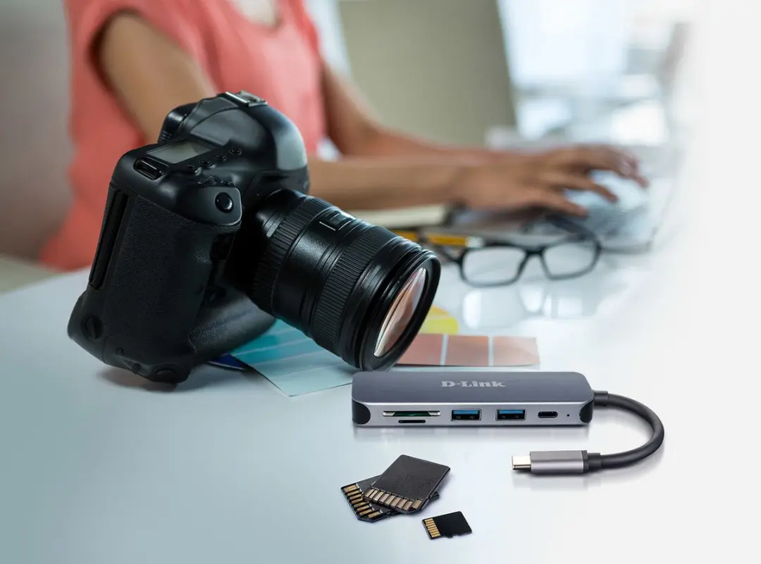 D-Link DUB-2325 USB-C Hub - 5-in-1 - Antraciet - afbeelding 3 van 6