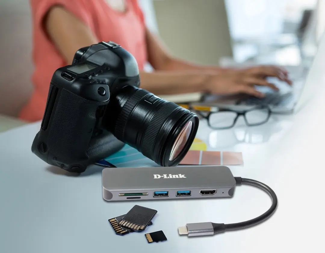 D-Link DUB-2327 6-in-1 USB-C Hub - HDMI - Kaartlezer - Power Delivery - Antraciet - afbeelding 3 van 6