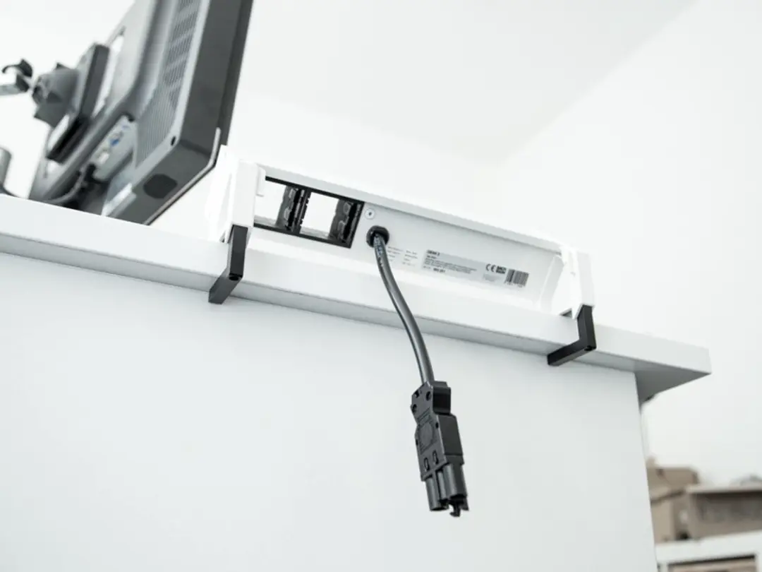 Bachmann DESK2 902.500 Stekkerdoos 3x Type F - RVS - afbeelding 2 van 6