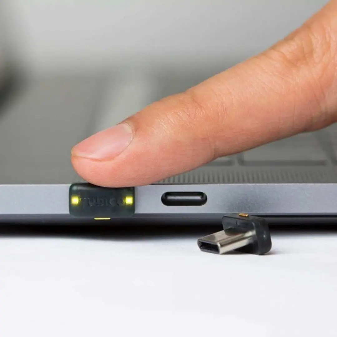 Yubico YubiKey 5C Nano - Zwart - afbeelding 6 van 6