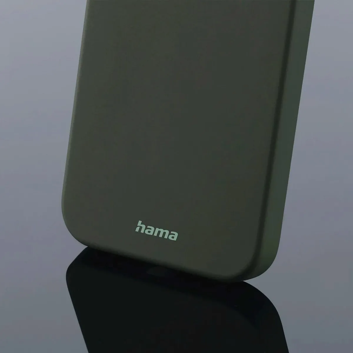 Hama MagCase Finest Feel Pro iPhone 13 Pro - Groen