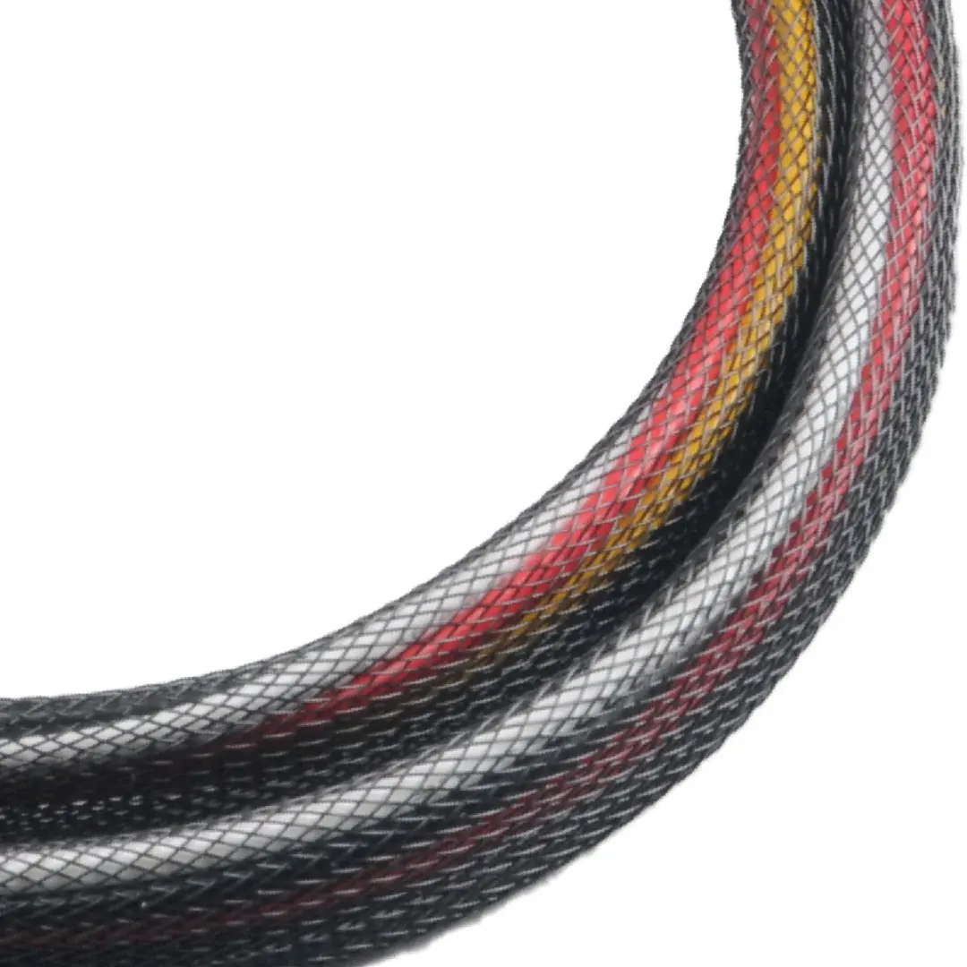 Akasa AK-CBPW05-30 SATA Stroomverdeler - 30cm - Zwart - afbeelding 3 van 5