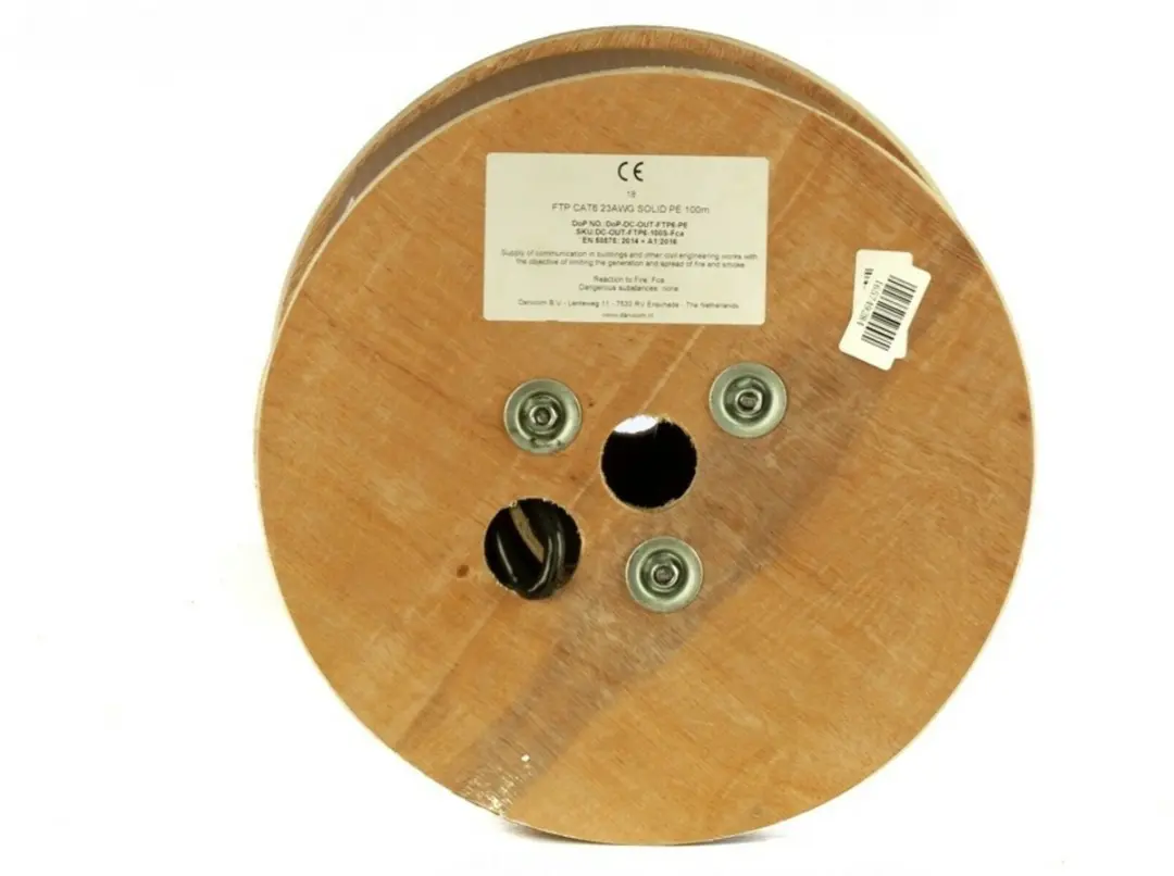 Danicom DC-OUT-FTP6-100S-FCA Netwerkkabel - Zwart - afbeelding 3 van 4