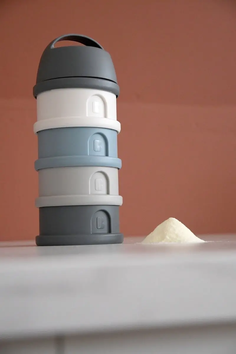 Béaba Melkpoedertoren 4-delig - 330 ml - Grijs/Blauw - afbeelding 4 van 6