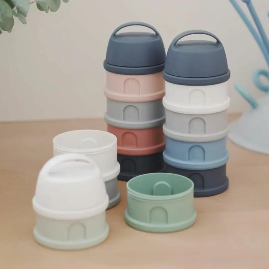 Béaba Melkpoeder Toren met 4 Doseerdoosjes - 330ml - Roze Grijs - afbeelding 2 van 6