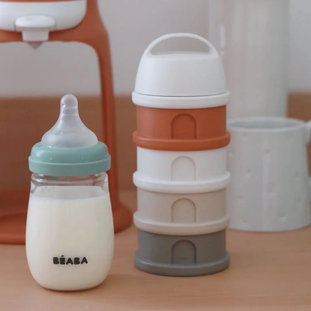 Béaba Melkpoeder Toren 330ml - Terracotta Grijs - afbeelding 5 van 6