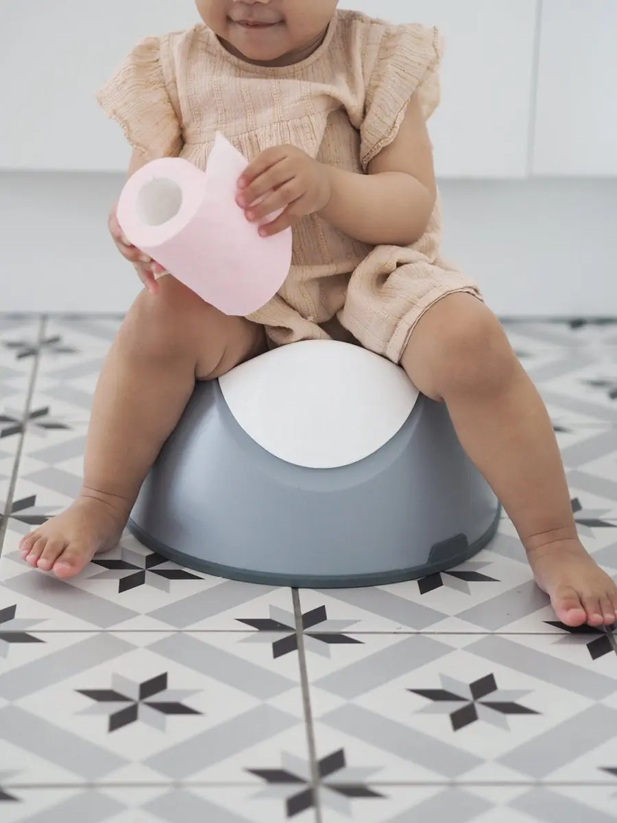 Béaba Ergonomisch Kinderpotje - Grijs - afbeelding 5 van 6