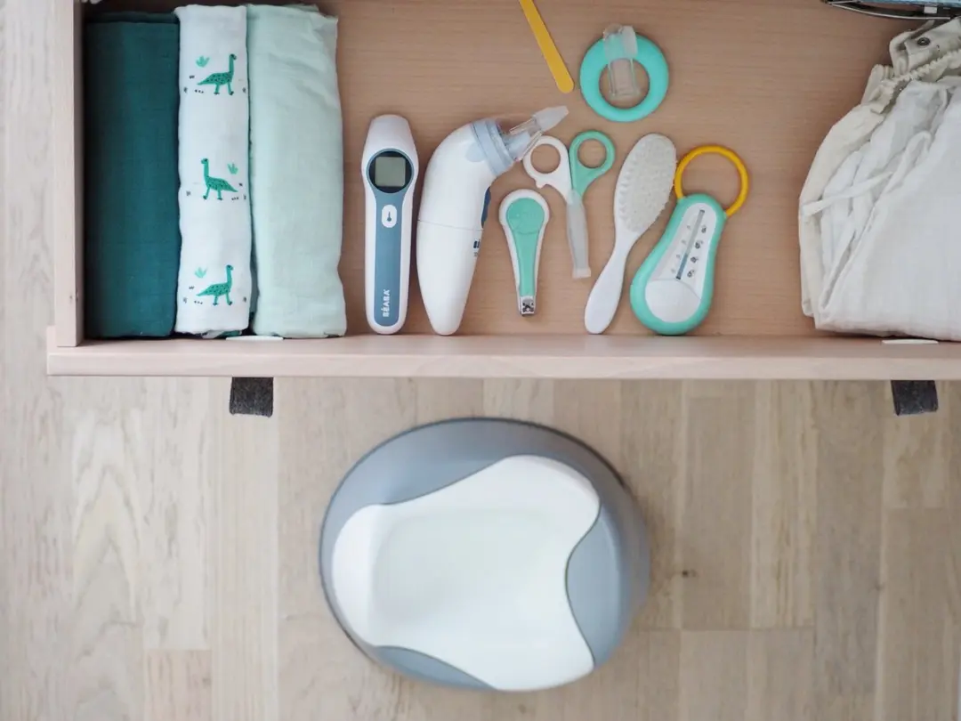 Béaba Ergonomisch Kinderpotje - Grijs - afbeelding 3 van 6