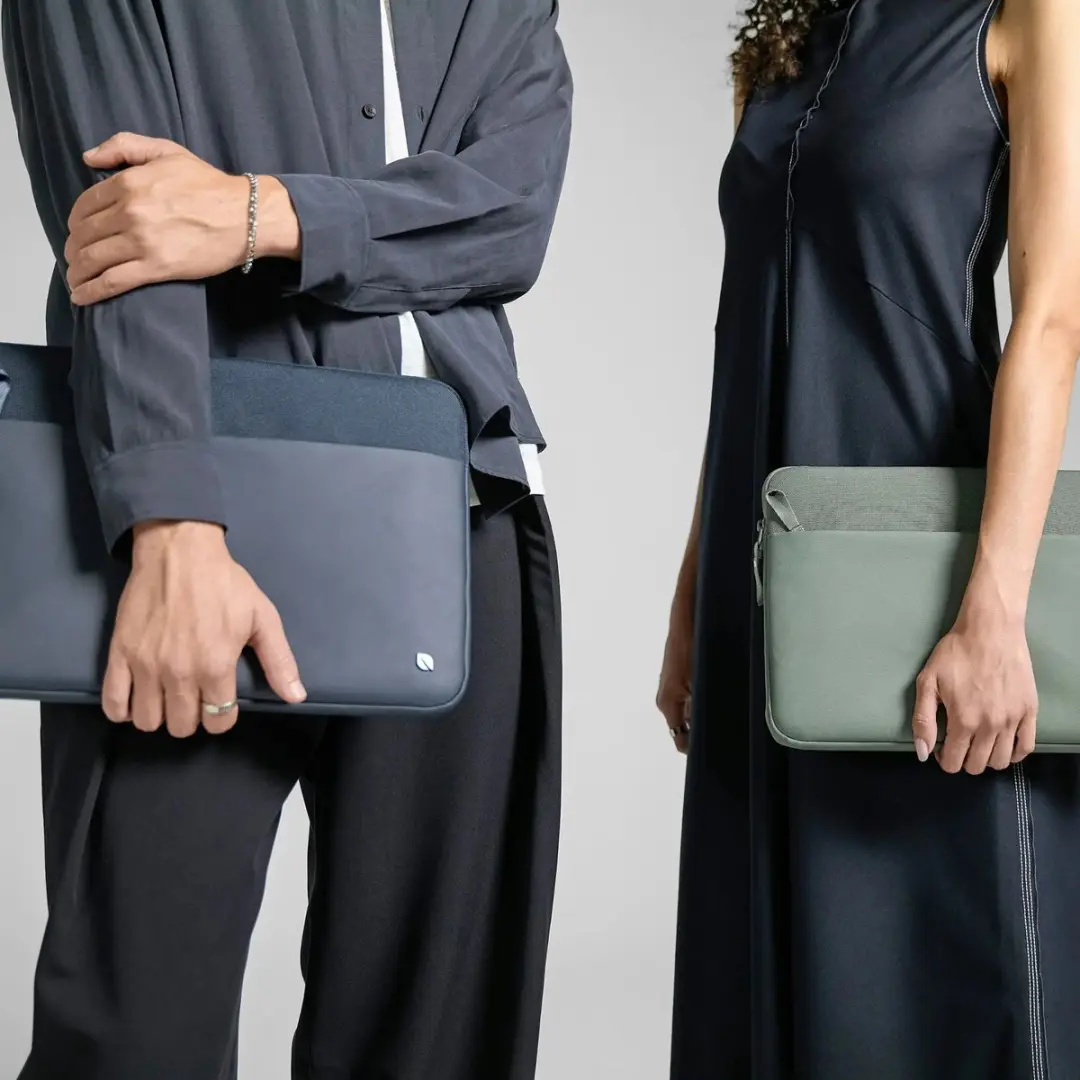 Incase A.R.C. Sleeve MacBook Pro 16 - Navy Blauw - afbeelding 2 van 6