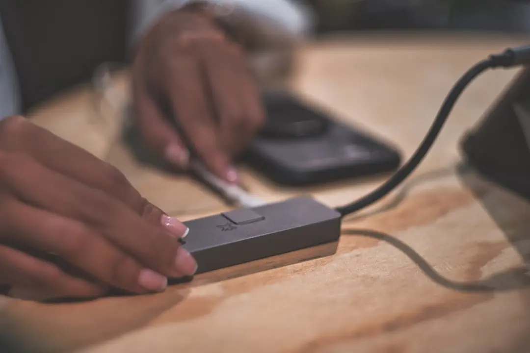 XtremeMac Max Pro XWH-UMP-13 USB-C Hub - Grijs - afbeelding 3 van 6