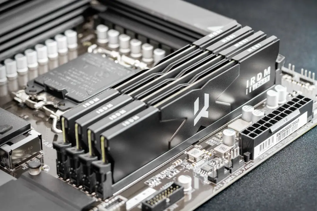 Goodram IRDM R-5600D564L36S/16G DDR5 RAM - Zwart - afbeelding 4 van 6