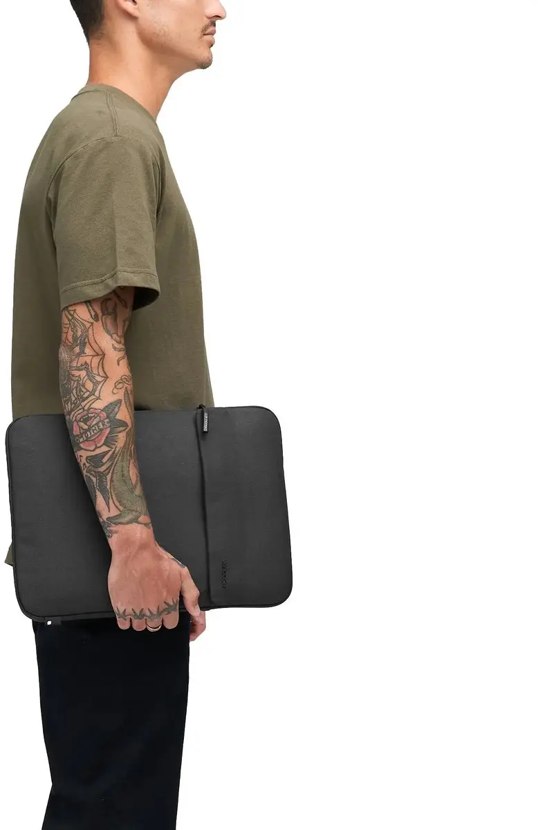 Incase Crosstown Sleeve MacBook Pro 16 Zwart - afbeelding 3 van 6
