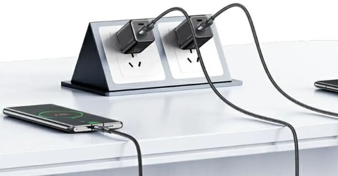 USAMS SJ718USBSG01 USB naar USB-C Kabel - 1.2m - Staal - afbeelding 6 van 6