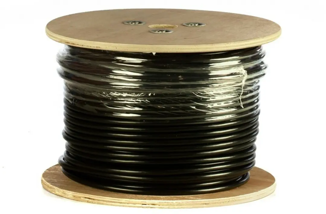 Danicom DC-OUT-FTP6A-305S-FCA CAT6A Netwerkkabel