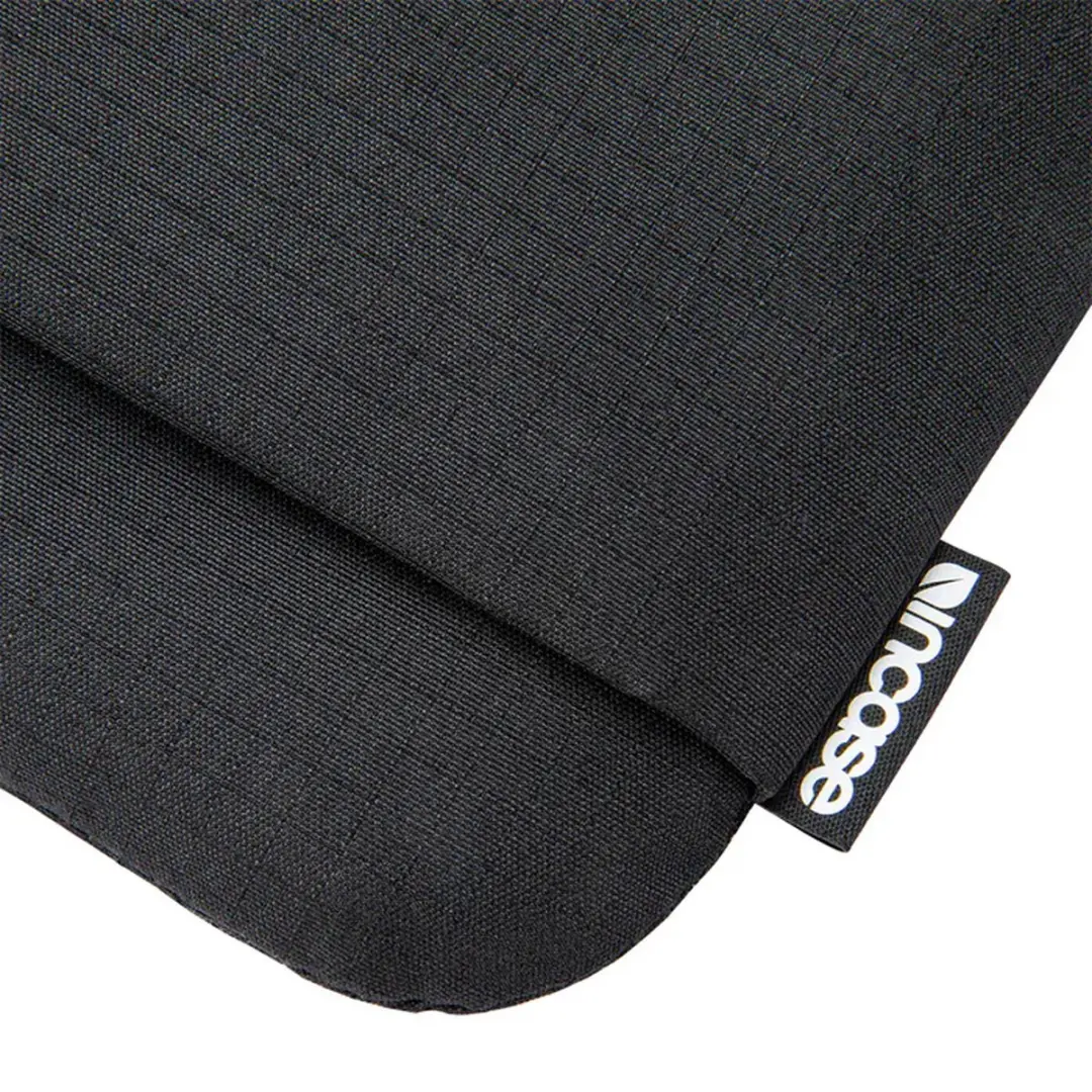 Incase Go INMB100743-BLK Laptophoes MacBook Pro 14 - Zwart - afbeelding 4 van 6