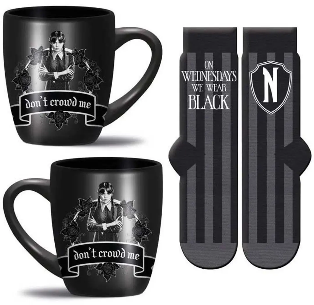 Pyramid Wednesday Wear Black Giftset