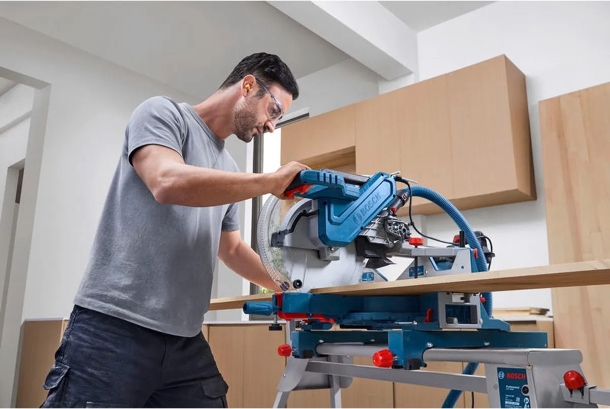 Bosch Professional GCM 340-305 Kap- en Verstekzaag 1800W - afbeelding 6 van 6