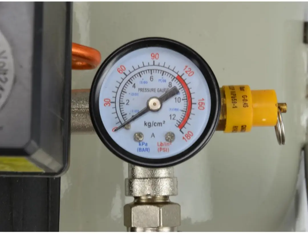 GEKO 50L Oliecompressor - 8 bar - 210 L/min - afbeelding 2 van 6