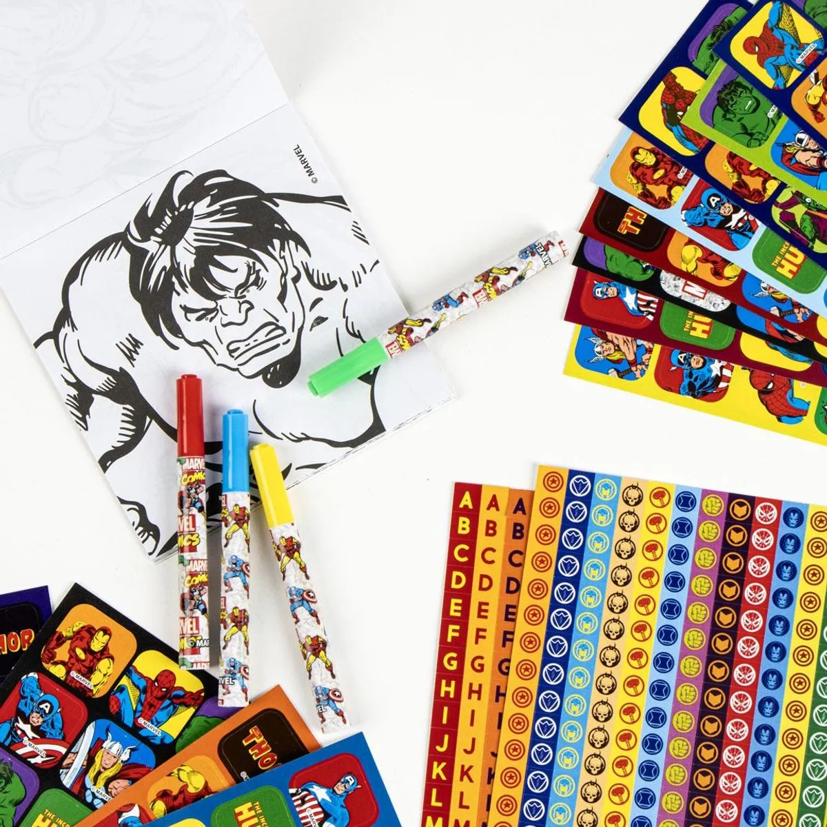 Marvel Avengers Stickerset - 1000 Stickers Multicolor