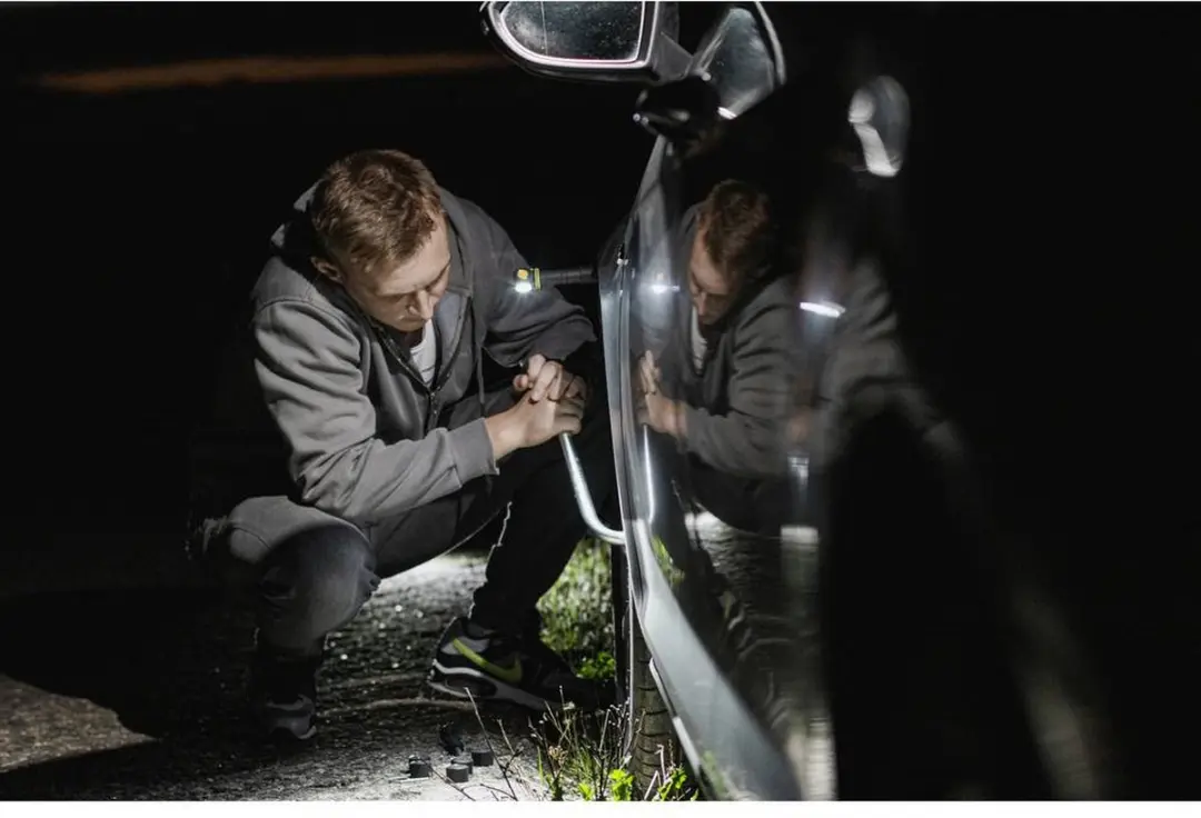 Armytek Elf C1 F05103C Zaklamp - 1100 lm - Zwart - afbeelding 3 van 6